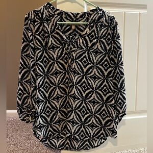 Banana Republic Black and White Geometric Women's Top